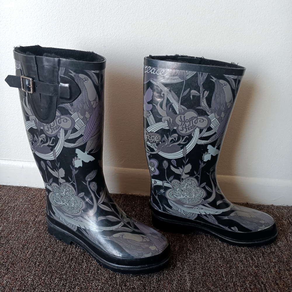 Women's The Sak Fur Insulated Rain Boots Happy Free Peace Nature Rubber Size 7